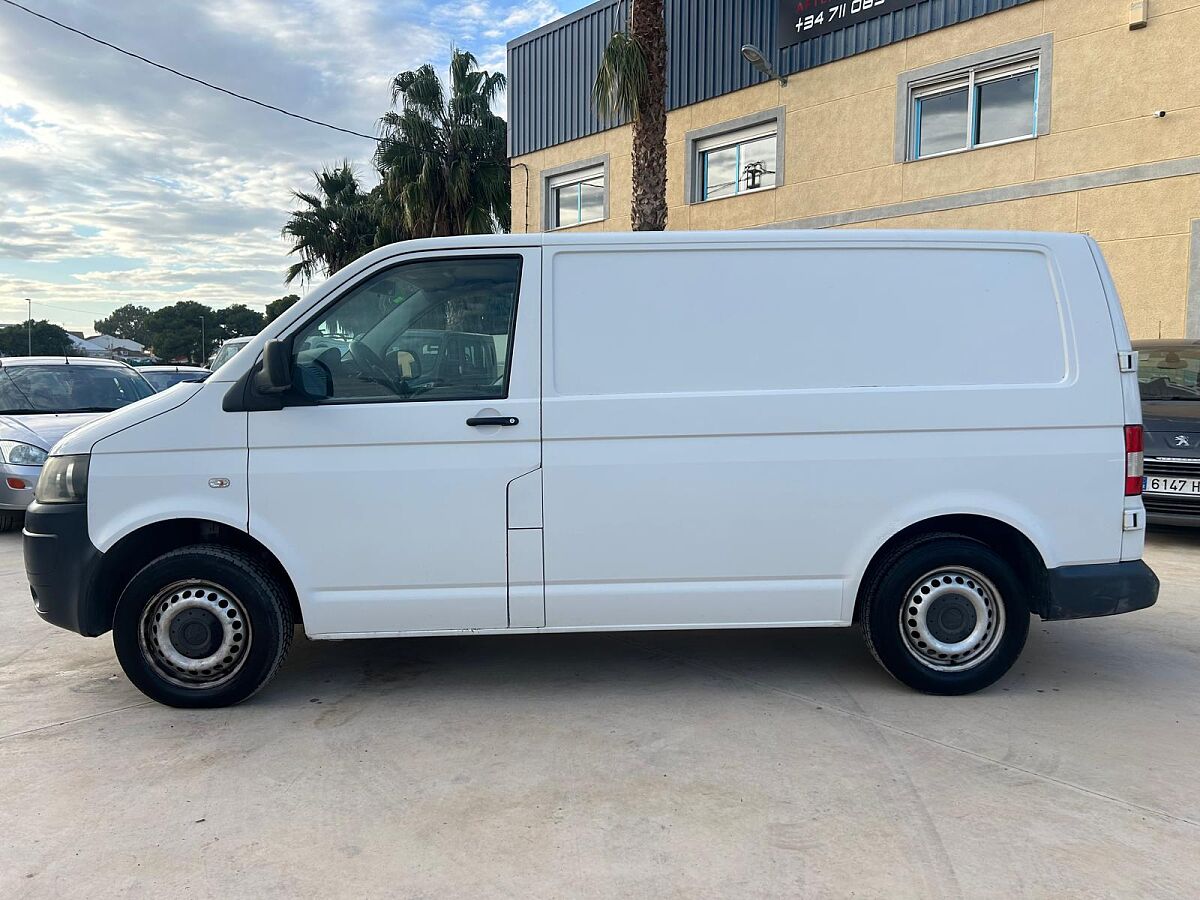 VOLKSWAGEN TRANSPORTER L1 H1 2.0 TDI VAN SPANISH LHD IN SPAIN 278000 MILES 2010